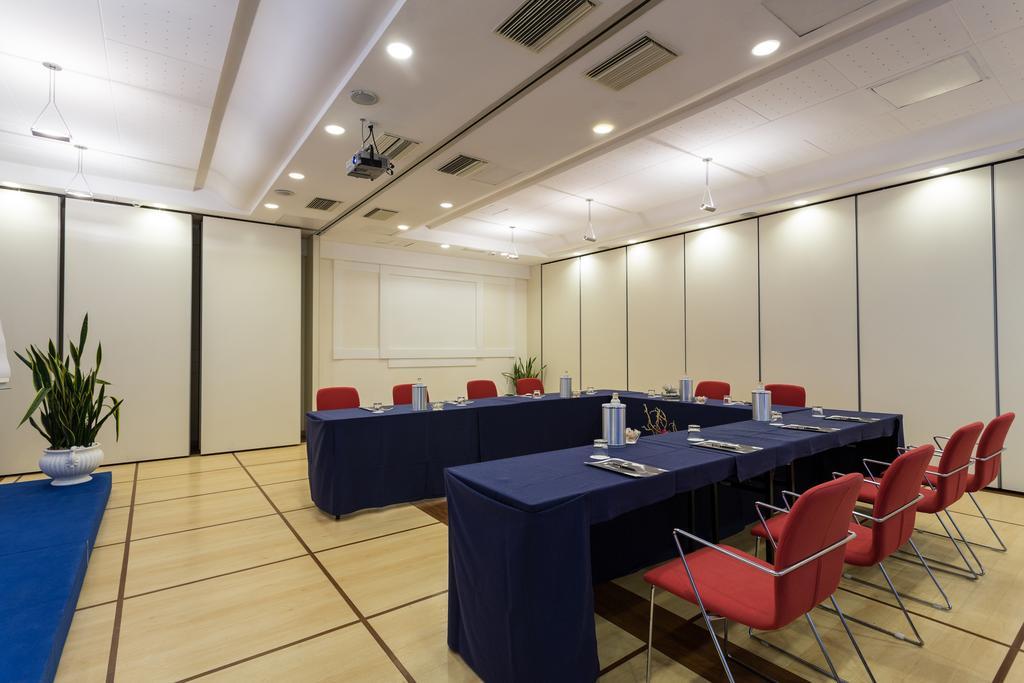 Hotel Luna Riccione e Aqua Spa Only Adults +12 Esterno foto