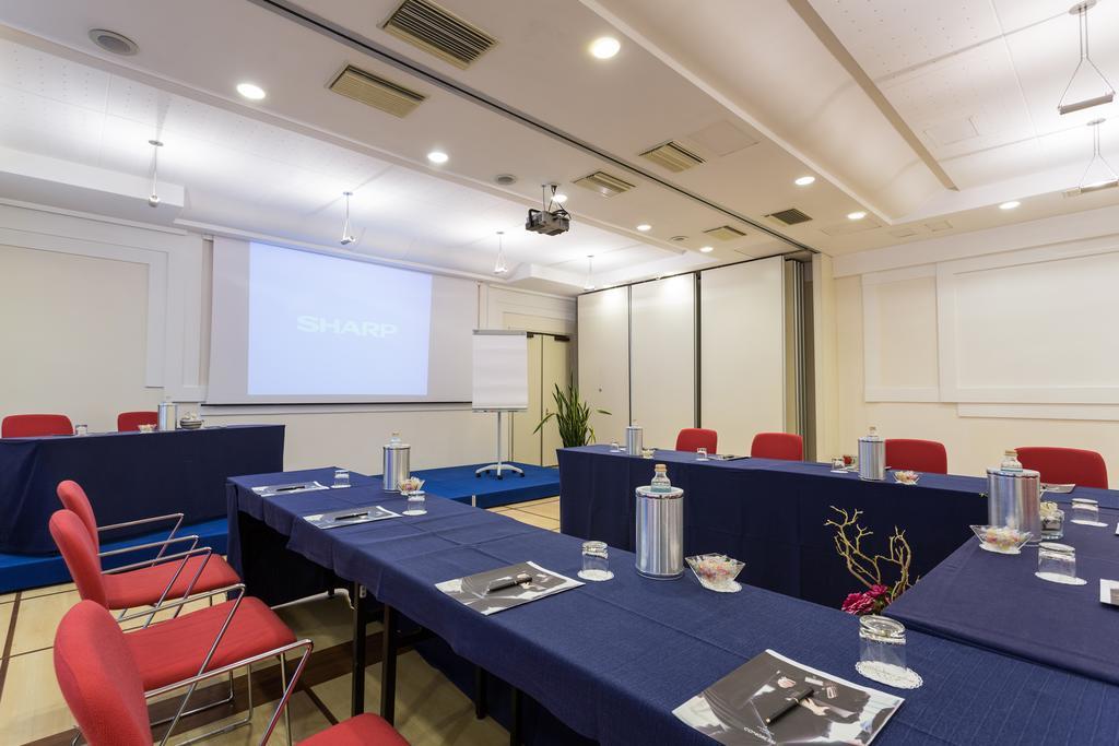 Hotel Luna Riccione e Aqua Spa Only Adults +12 Esterno foto