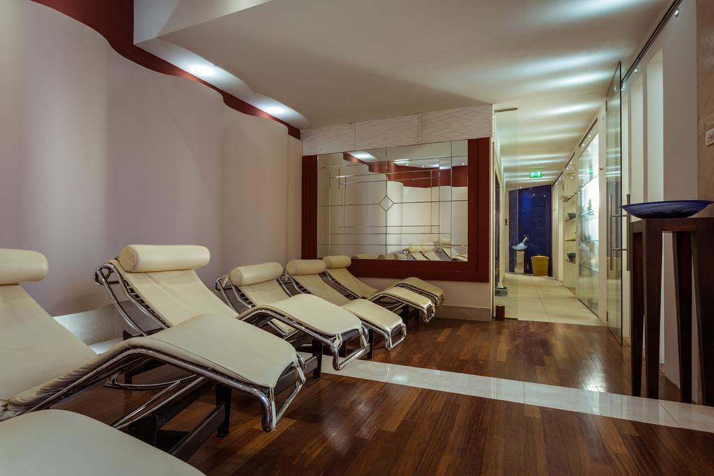 Hotel Luna Riccione e Aqua Spa Only Adults +12 Esterno foto