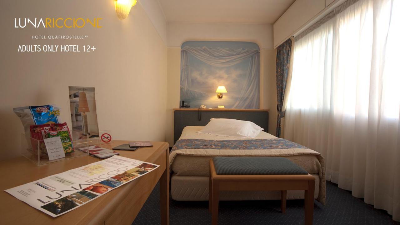 Hotel Luna Riccione e Aqua Spa Only Adults +12 Esterno foto